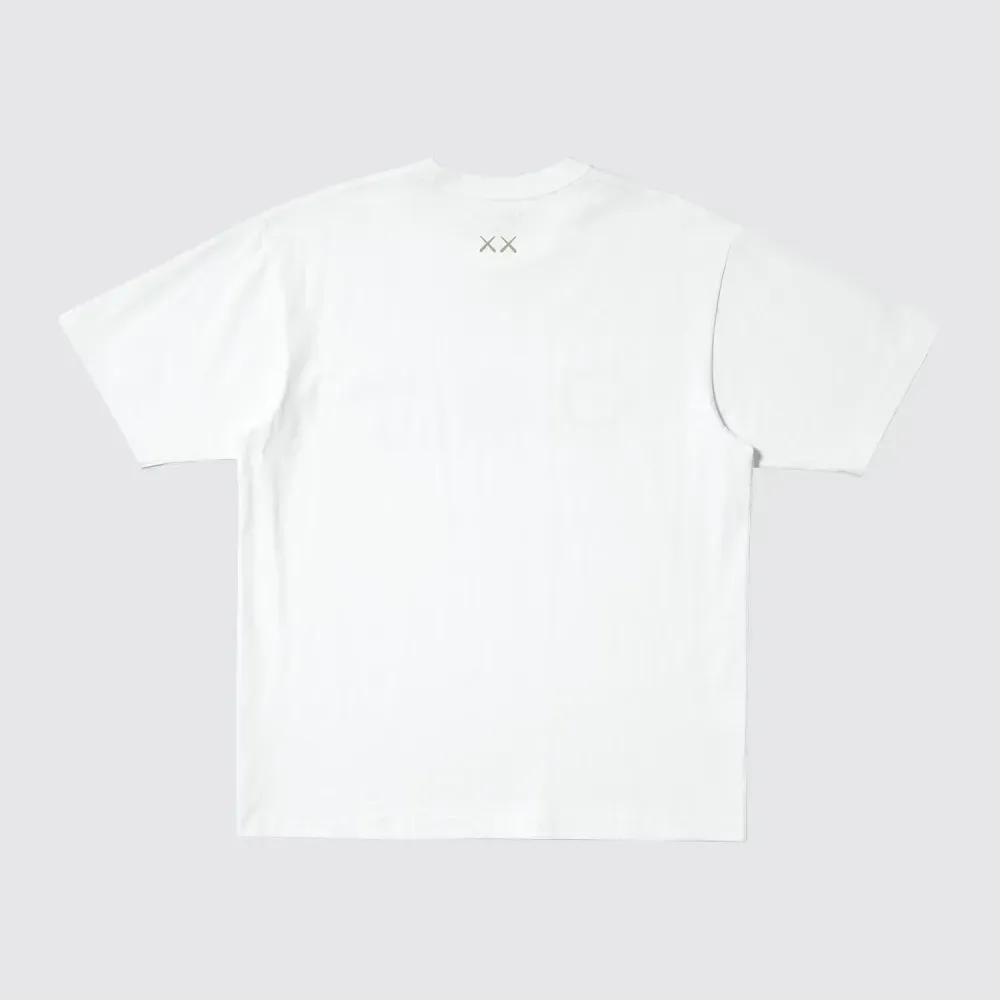 KAWS x Uniqlo Camiseta Universe UT Line Art White foto 1