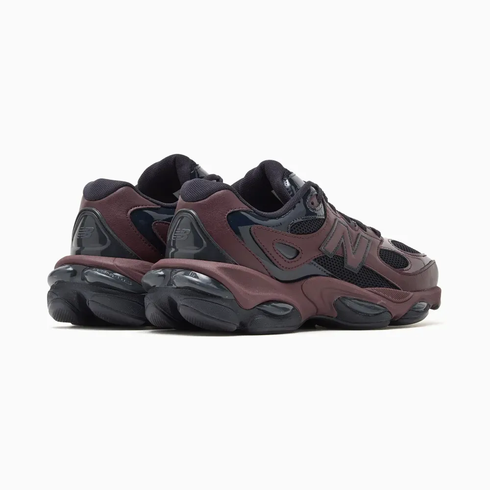 New Balance 983 Cherry Leather Dark Night foto 4