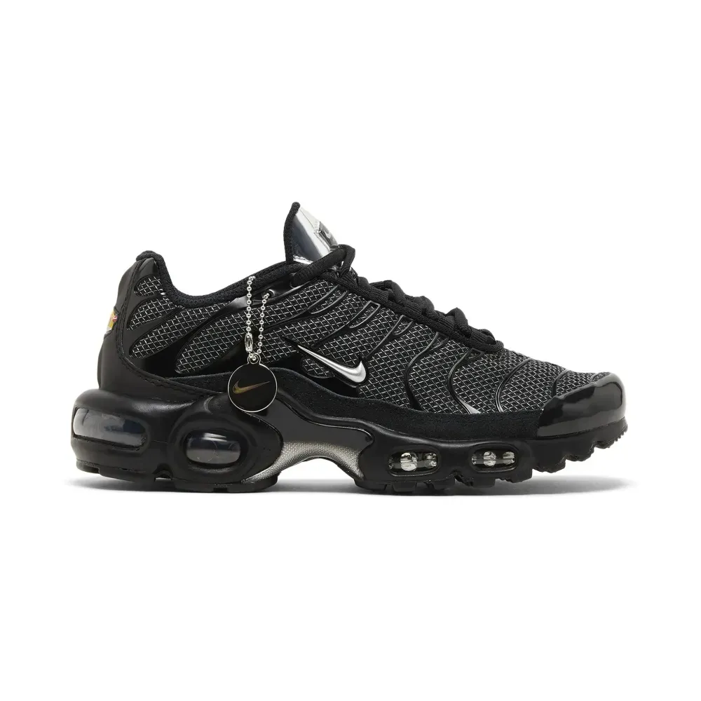 Nike Air Max Plus Black Suede Silver Feminino foto 1