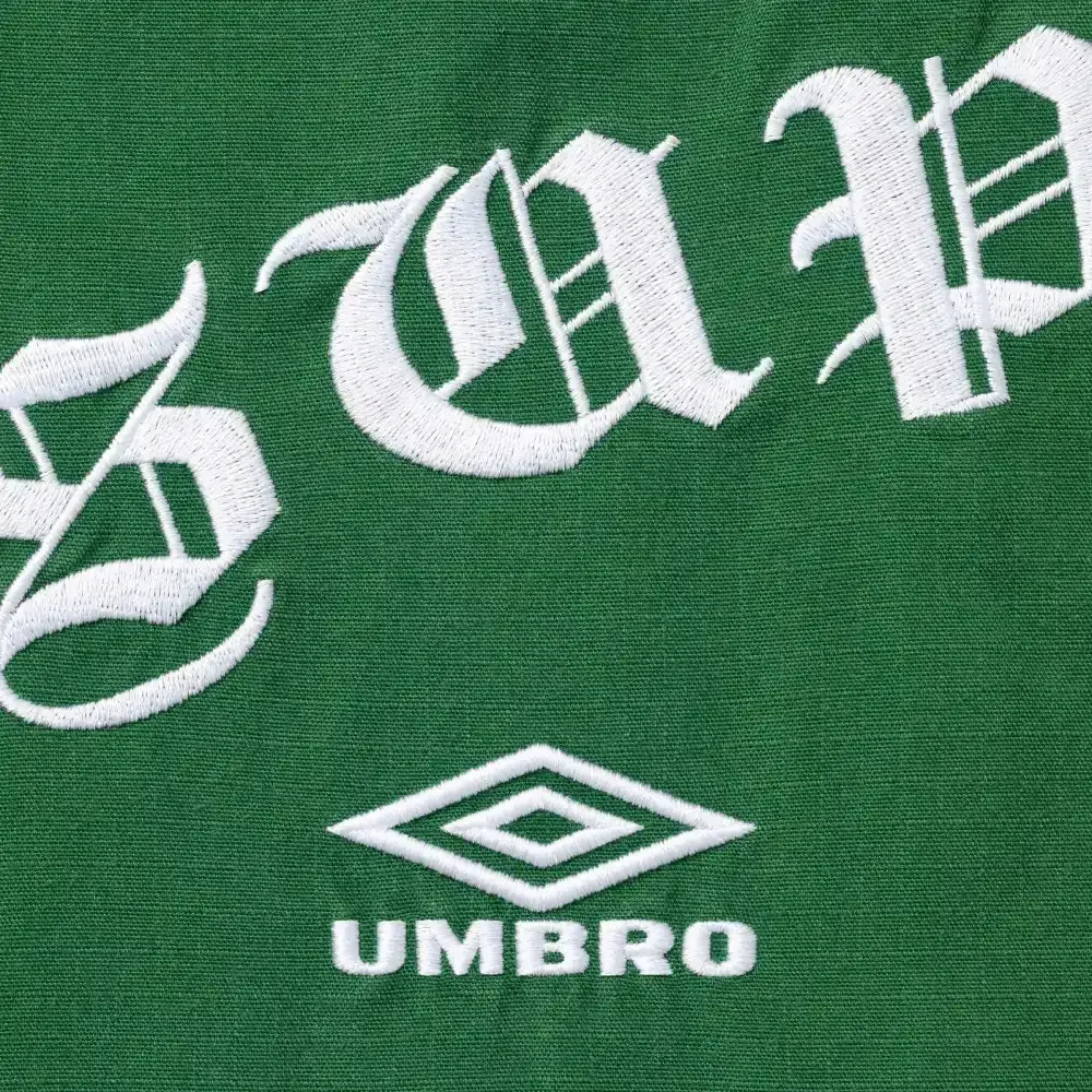 Umbro x Supreme Jaqueta Cotton Ripstop Track Green FW26-W7 foto 3