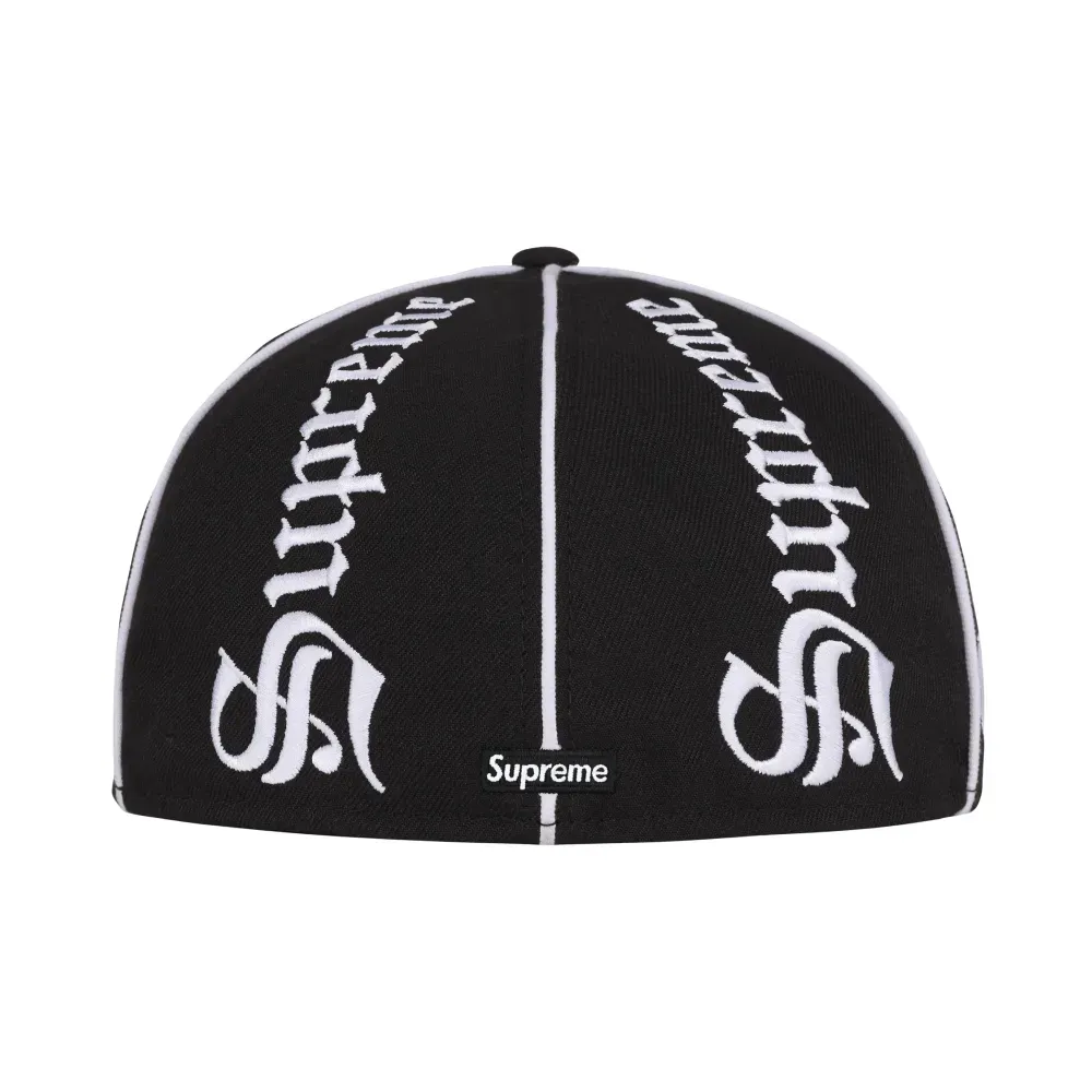 New Era x Supreme Boné Piping Script Black FW26-W7 foto 2