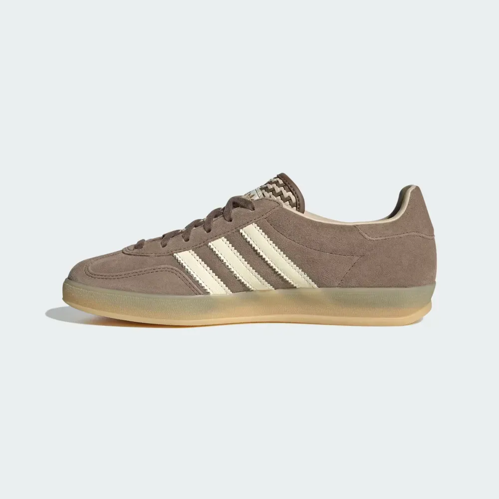 adidas Gazelle Indoor Earth Strata Off White Khaki Three foto 3