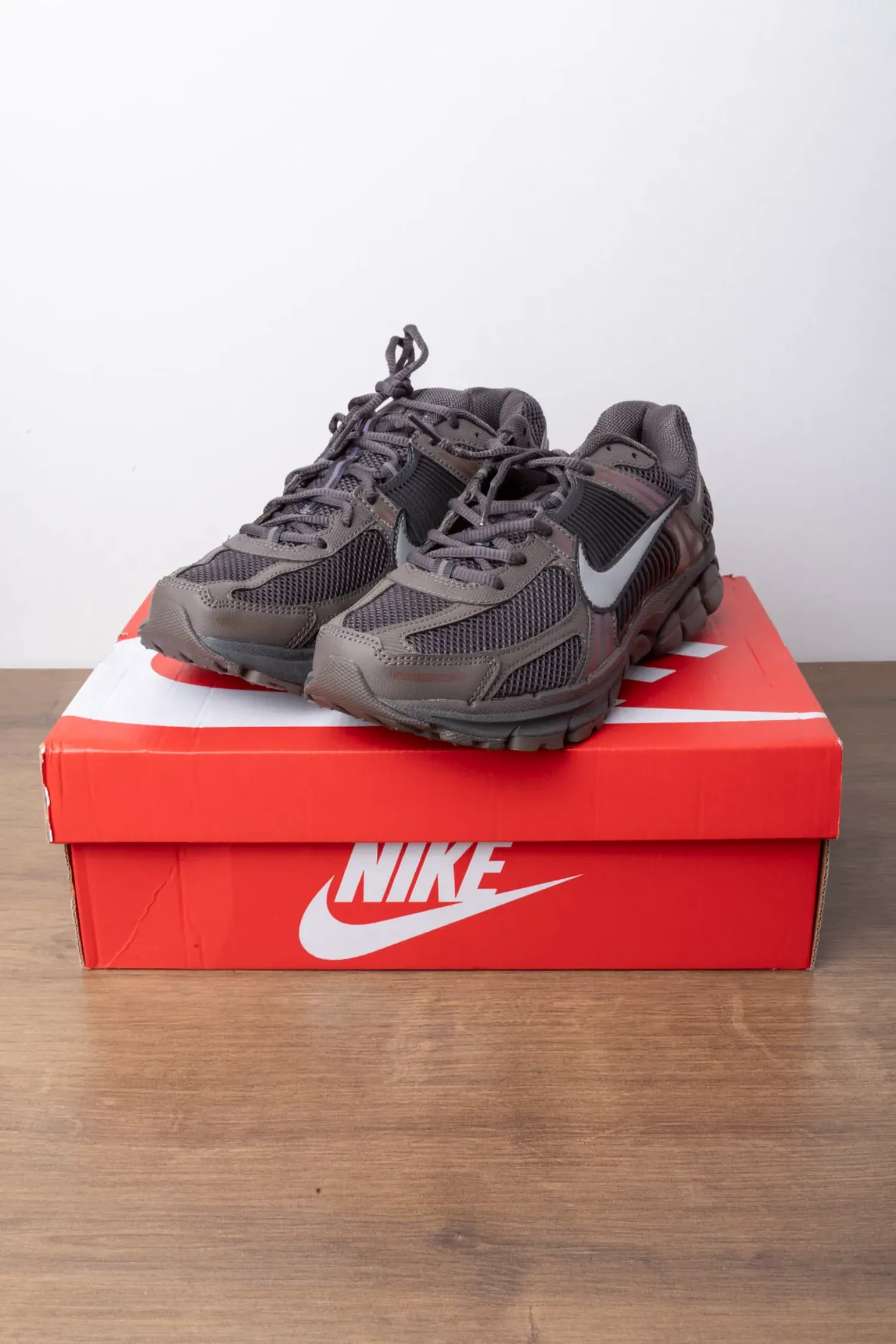Nike Zoom Vomero 5 Cave Stone