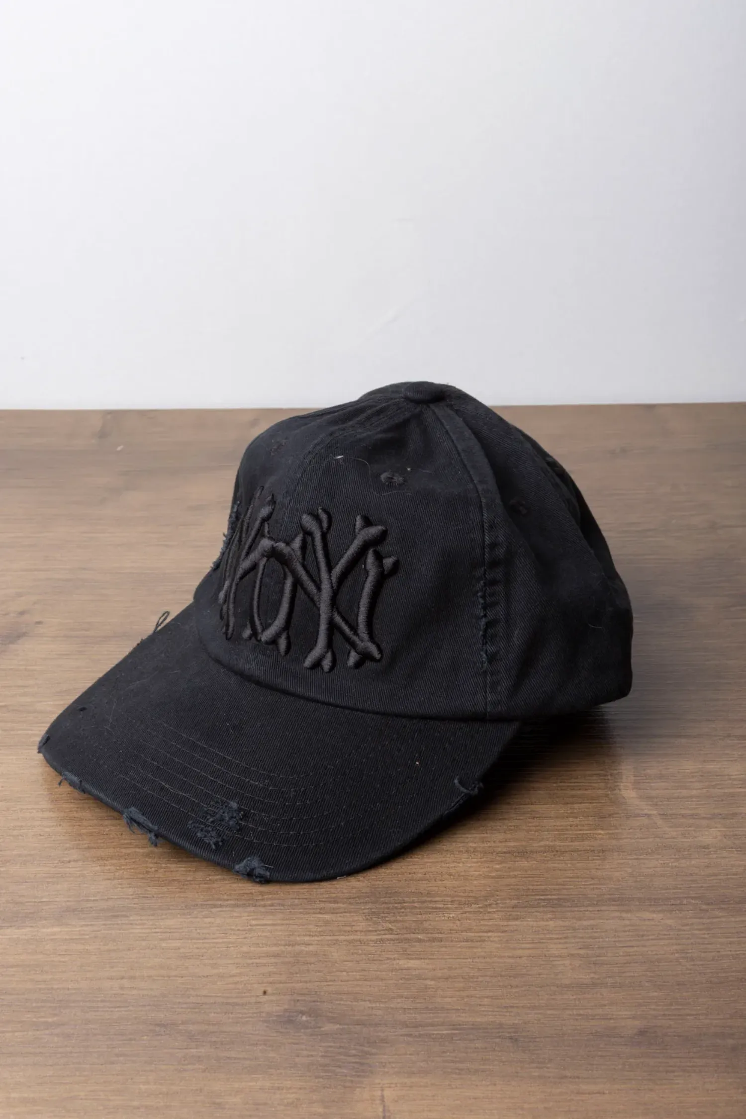 Boné oMA Studios NY NY Bones Distressed Triple Black — Único, Novo