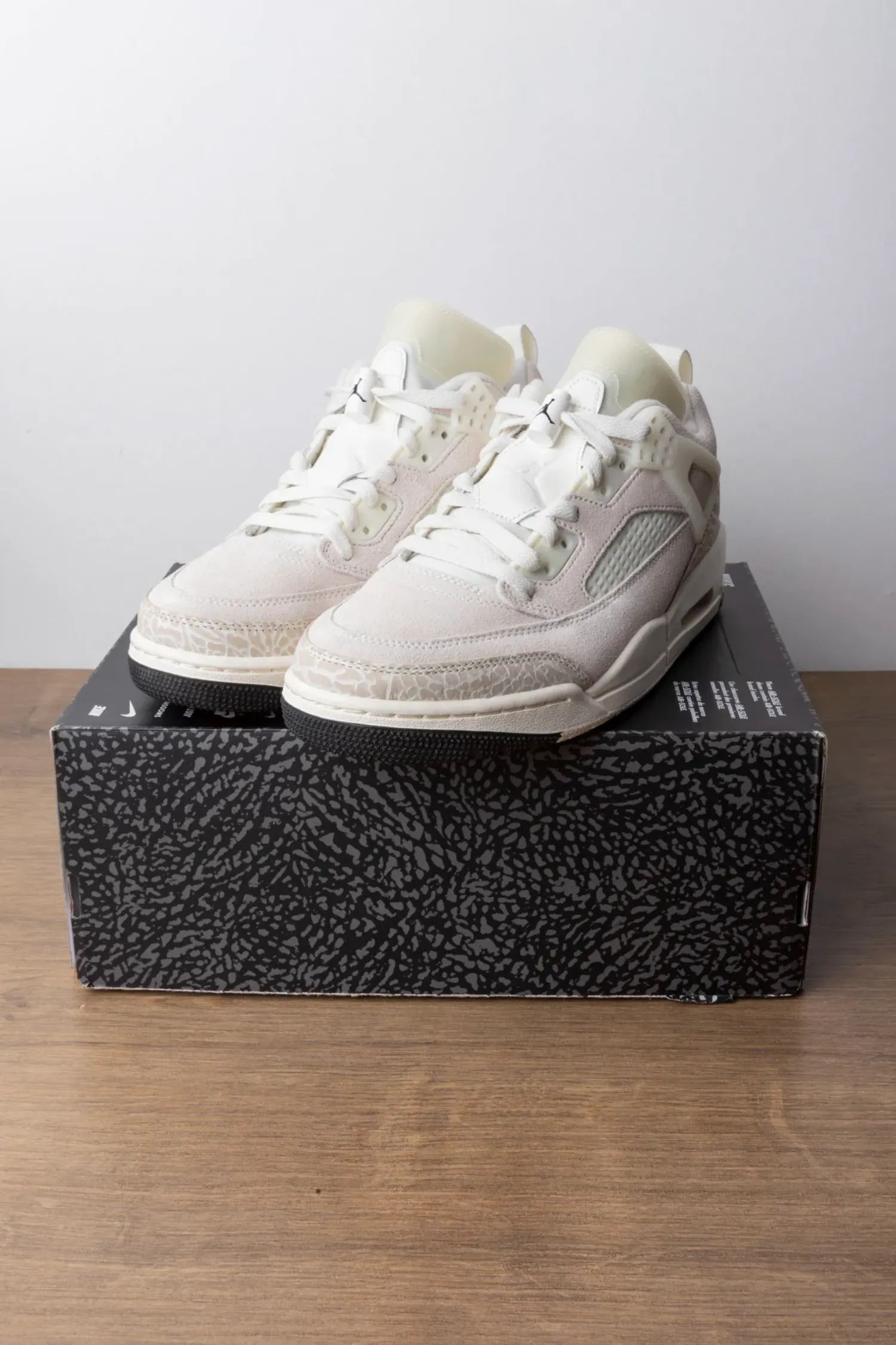Air Jordan Spizike Low Sail Suede — 39.5, Novo