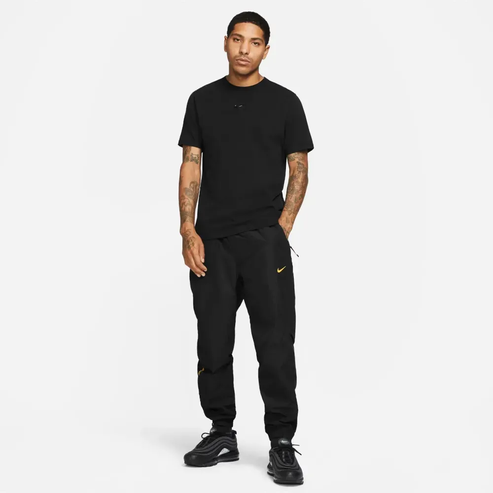 NOCTA x Nike Camiseta Swoosh Black foto 2