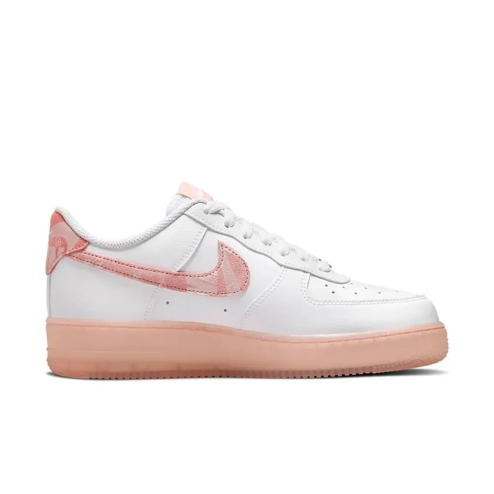 Nike Air Force 1 07 LV8 Copy Paste foto 3