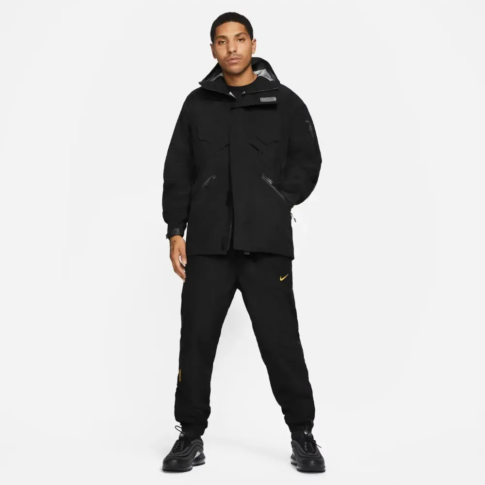NOCTA x Nike Jaqueta NRG Tech Black foto 2