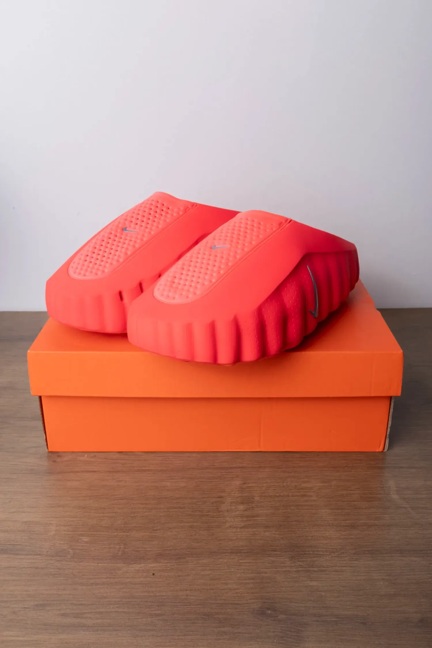 Nike Mind 001 Slide Solar Red — 46, Novo