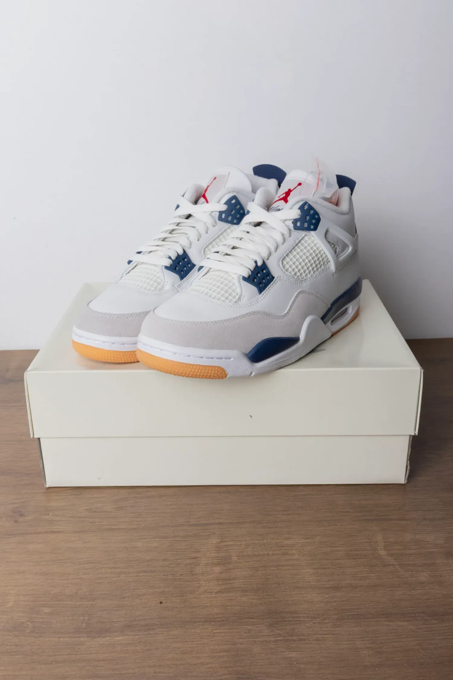 Nike SB x Air Jordan 4 Retro Navy