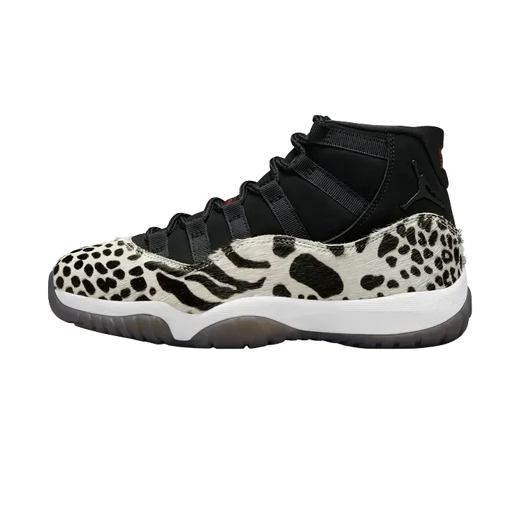 Air Jordan 11 Retro Black and White