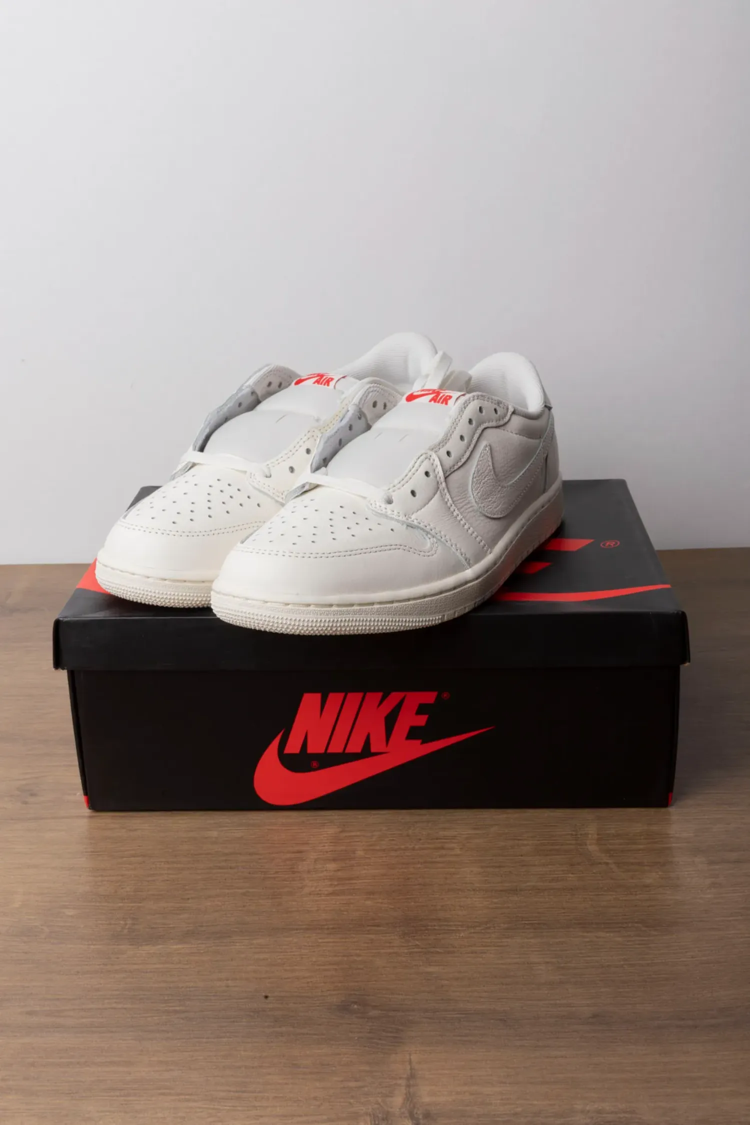 Air Jordan 1 Retro Low OG Sail University Red