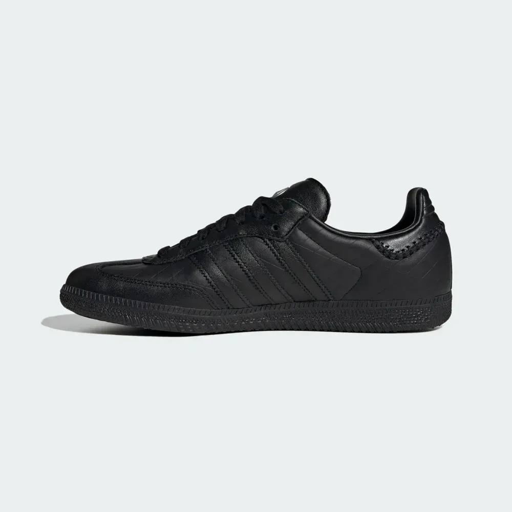 Mercedes AMG x adidas Samba OG Petronas F1 Black foto 3