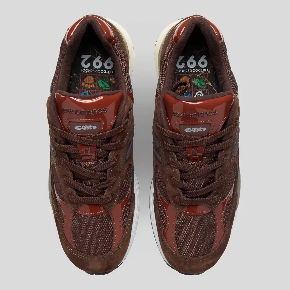 Aminé x New Balance 992 Outdoor School Chocolate Amber foto 2