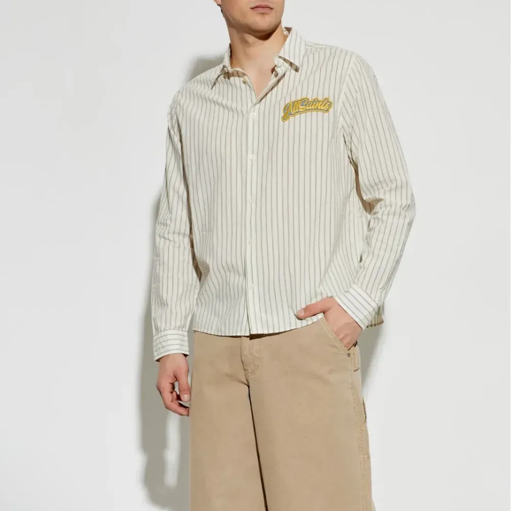 Camisa AllSaints Samuel Logo Stripe Pebble White foto 1