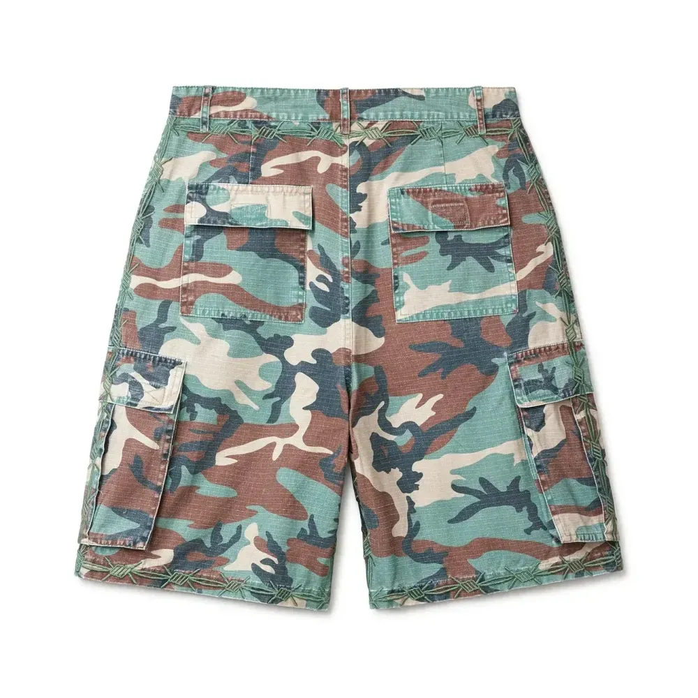 Bermuda Vale Lives Forever Wire Camo Jorts Green foto 1