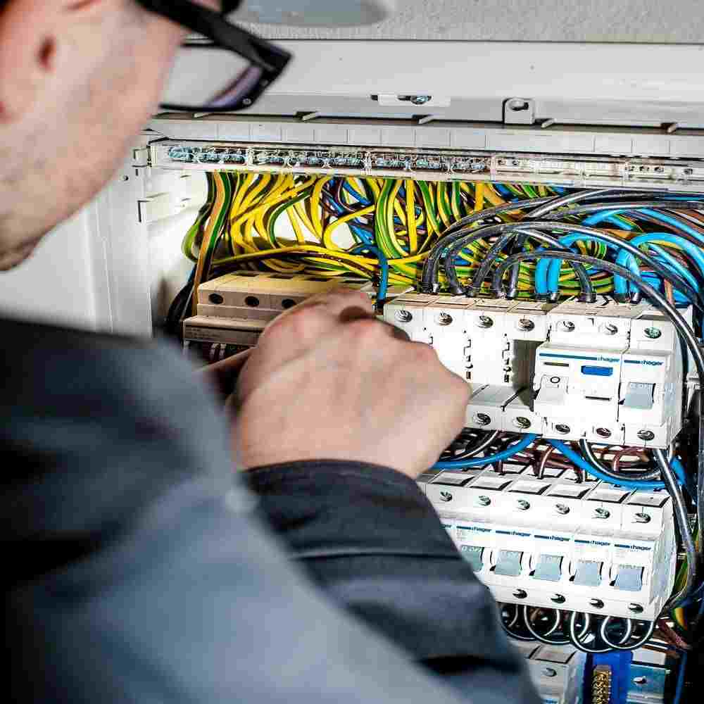 Electricians In Queen Creek Town AZ