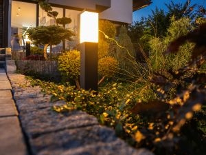 What makes smart outdoor lighting energy-efficient and durable?
