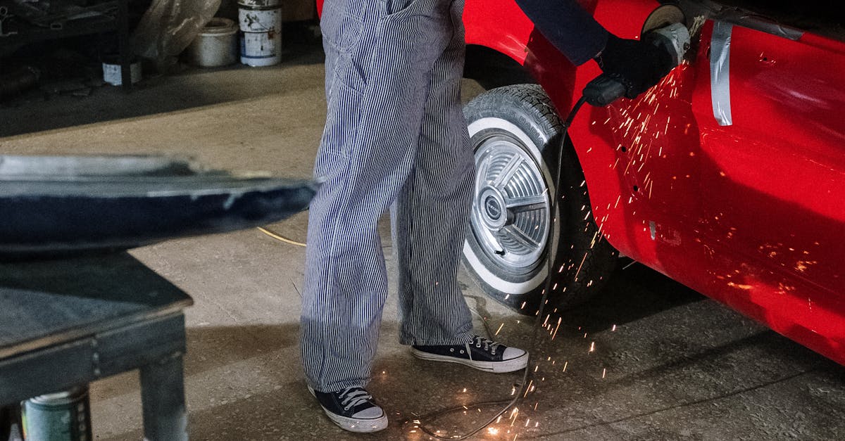 Repairs for garage doors in Helensvale