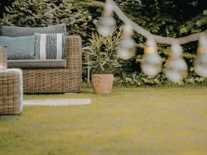 Is downlighting better than uplighting in Austin?