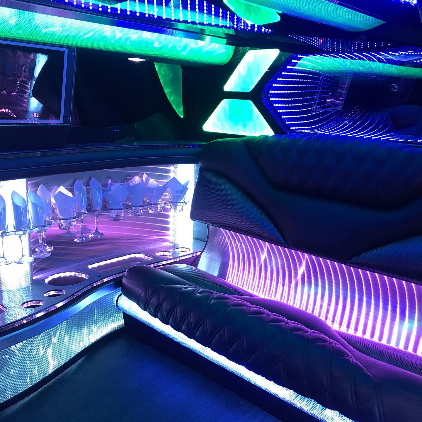 SUV Limo Rental
