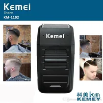 Kemei KM-1102 Recarregável Barbeador Sem Fio para Homens Twin Lâmina Reciprocação Barba Navalha Cuid