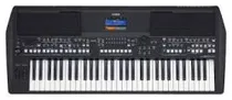 Yamaha PSR SX600