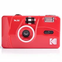 Câmera Analógica Kodak M38 - Vermelha