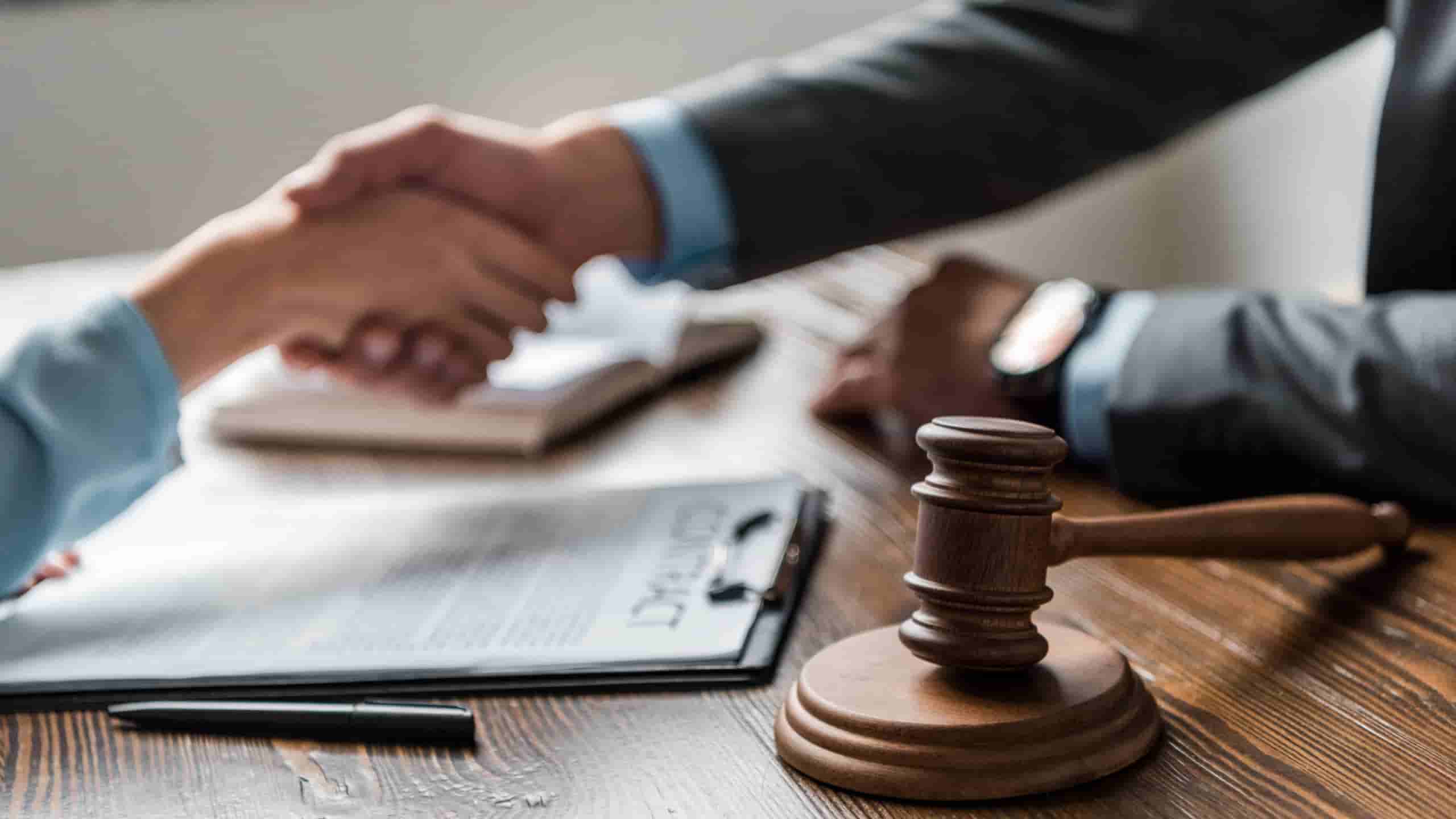 Common mistakes to avoid when hiring a car accident lawyer