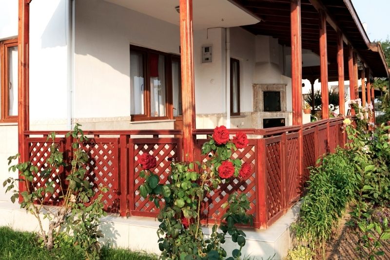 retractable trellis
