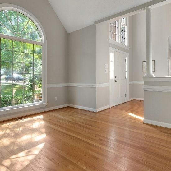 Light Palette Painting for Small Rooms